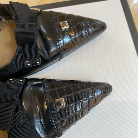 Prada heel with metal stud detail. Size 41